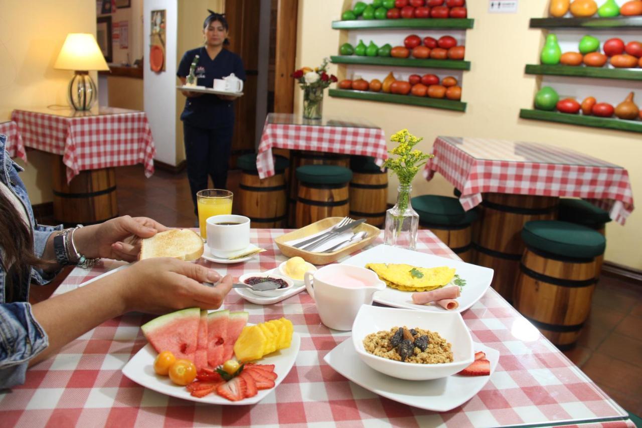 Hotel Vieja Cuba Quito Zewnętrze zdjęcie